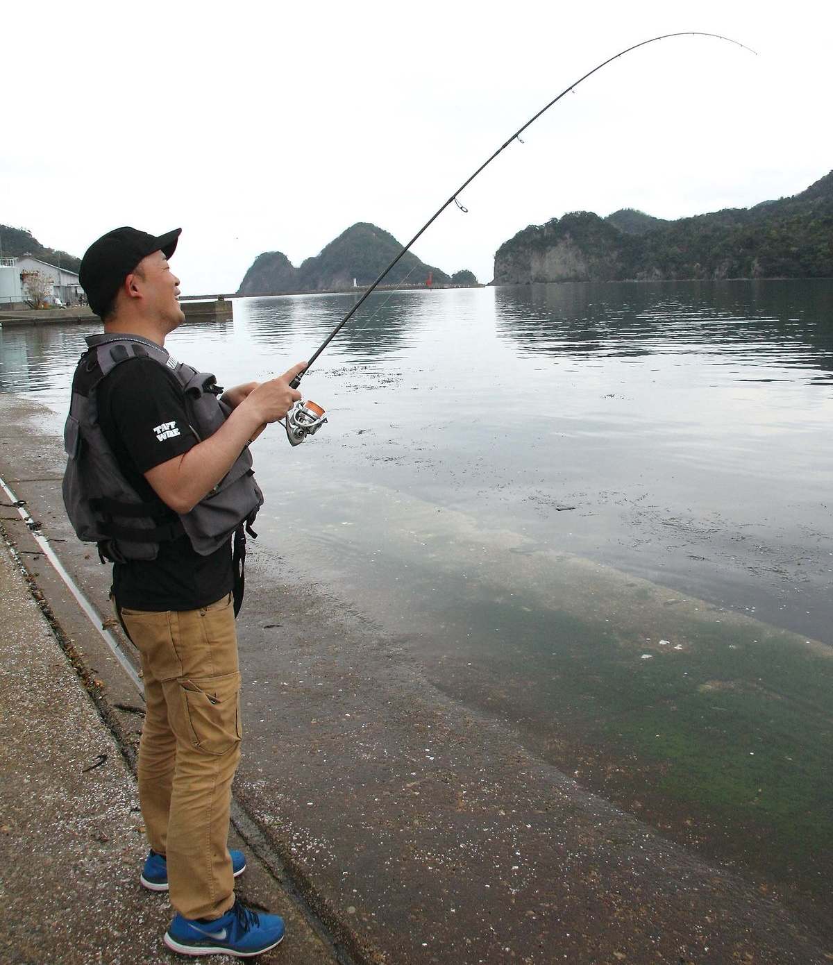 クロダイ アジ釣り 鬼に金棒 虫ヘッド釣法 の手引き 魚種別釣りガイド