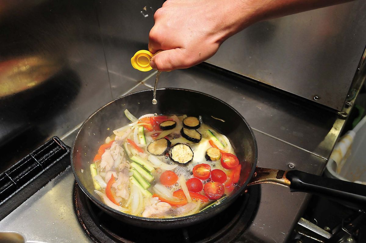 シイラ料理 シイラと夏野菜のレモンバターパスタ 美味しい鮮魚料理