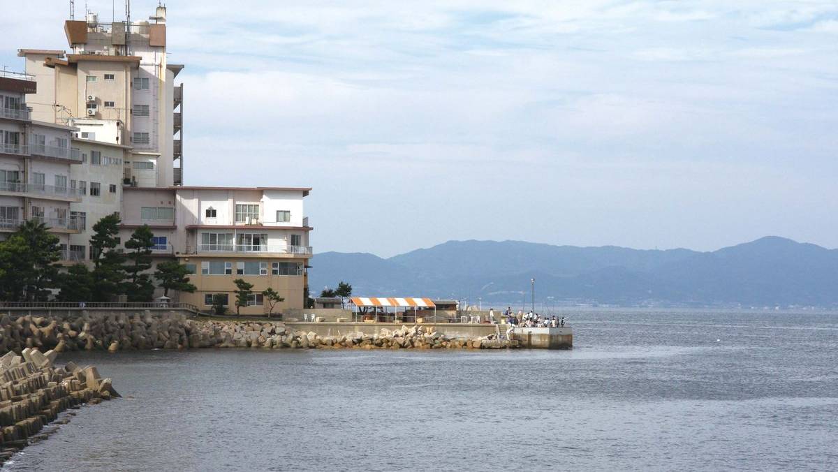 メバル カサゴほか根魚釣り 温泉 兵庫県洲本市 淡路島観光ホテル前 全国おすすめ釣り場