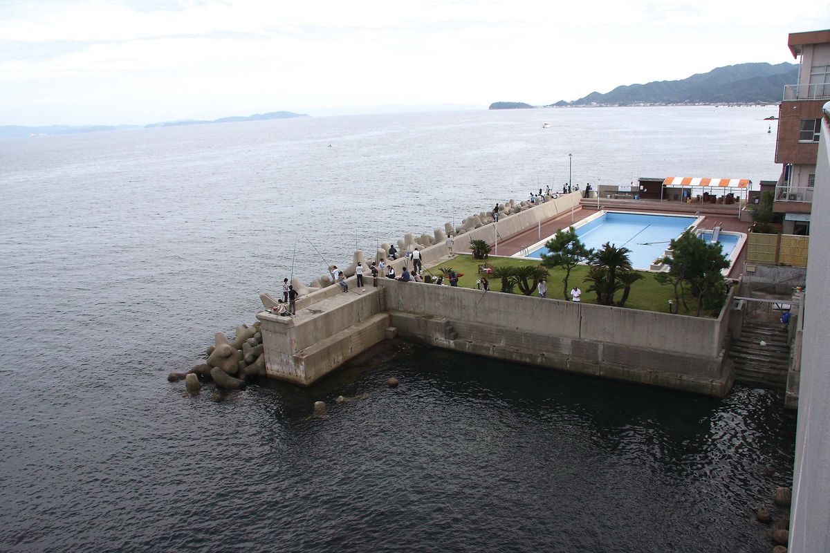 メバル カサゴほか根魚釣り 温泉 兵庫県洲本市 淡路島観光ホテル前 全国おすすめ釣り場