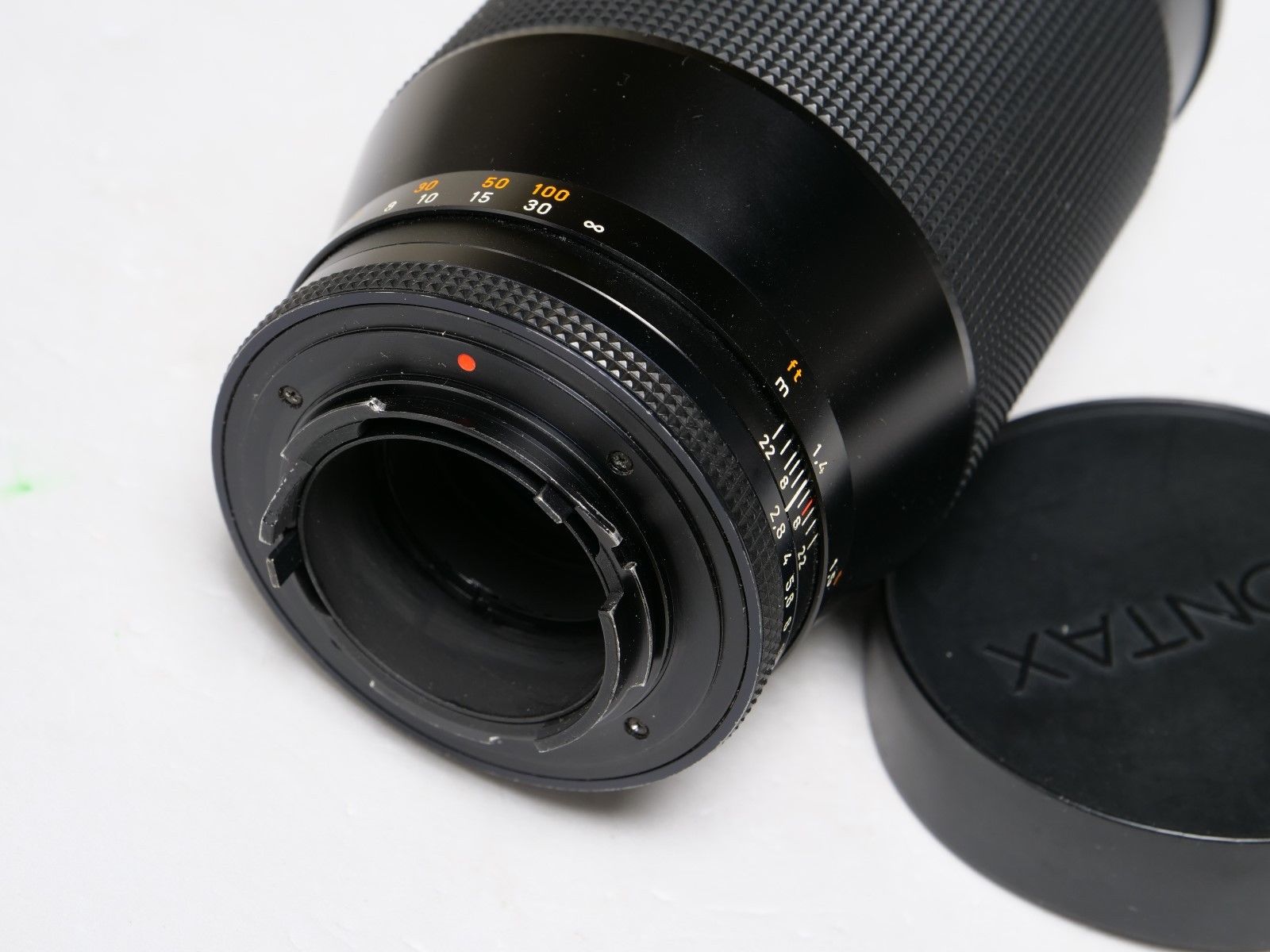 Zeiss 'Contax' Sonnar 180mm f/2.8, a fast, heavyweight quality