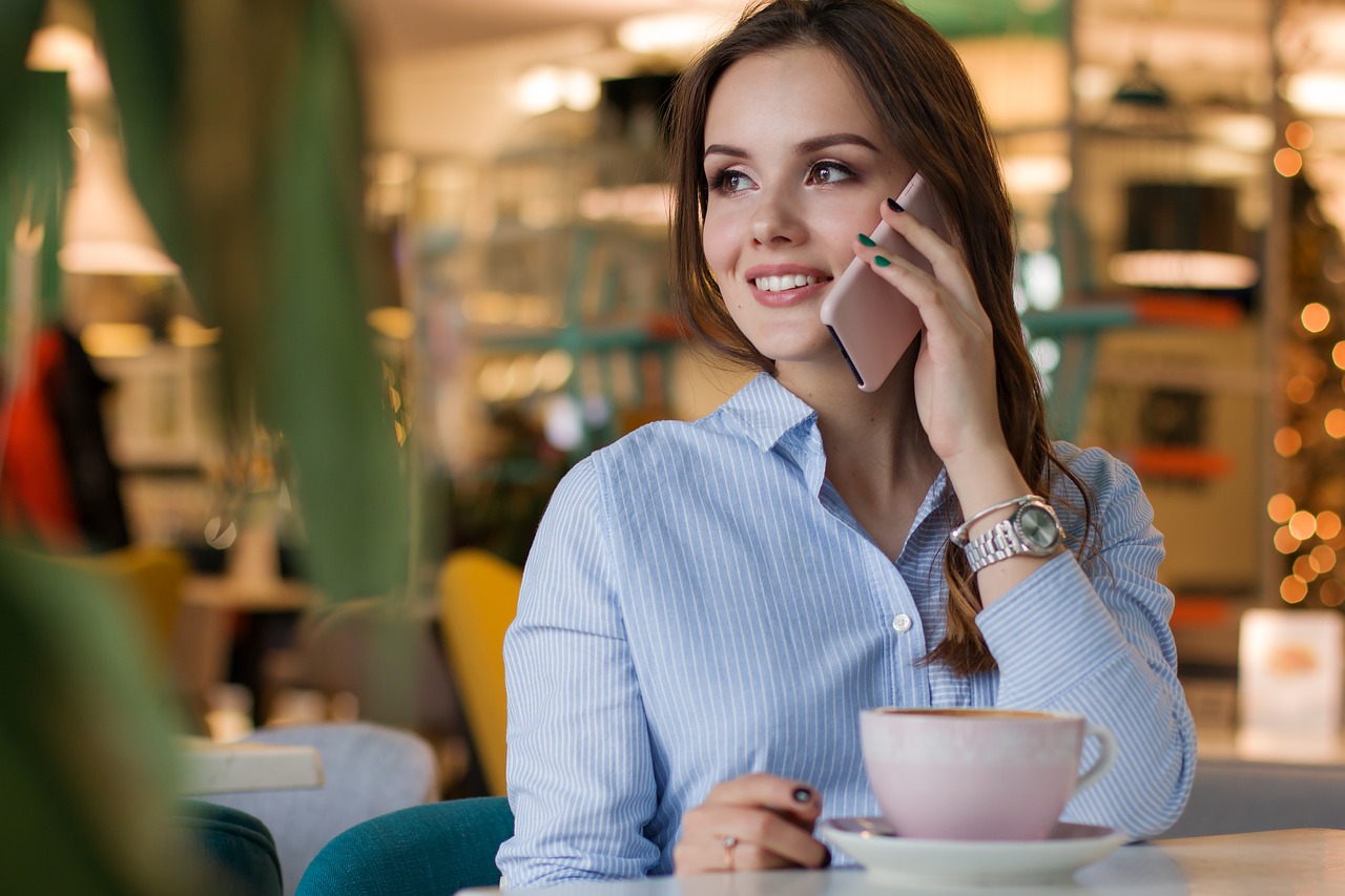 femme-smartphone