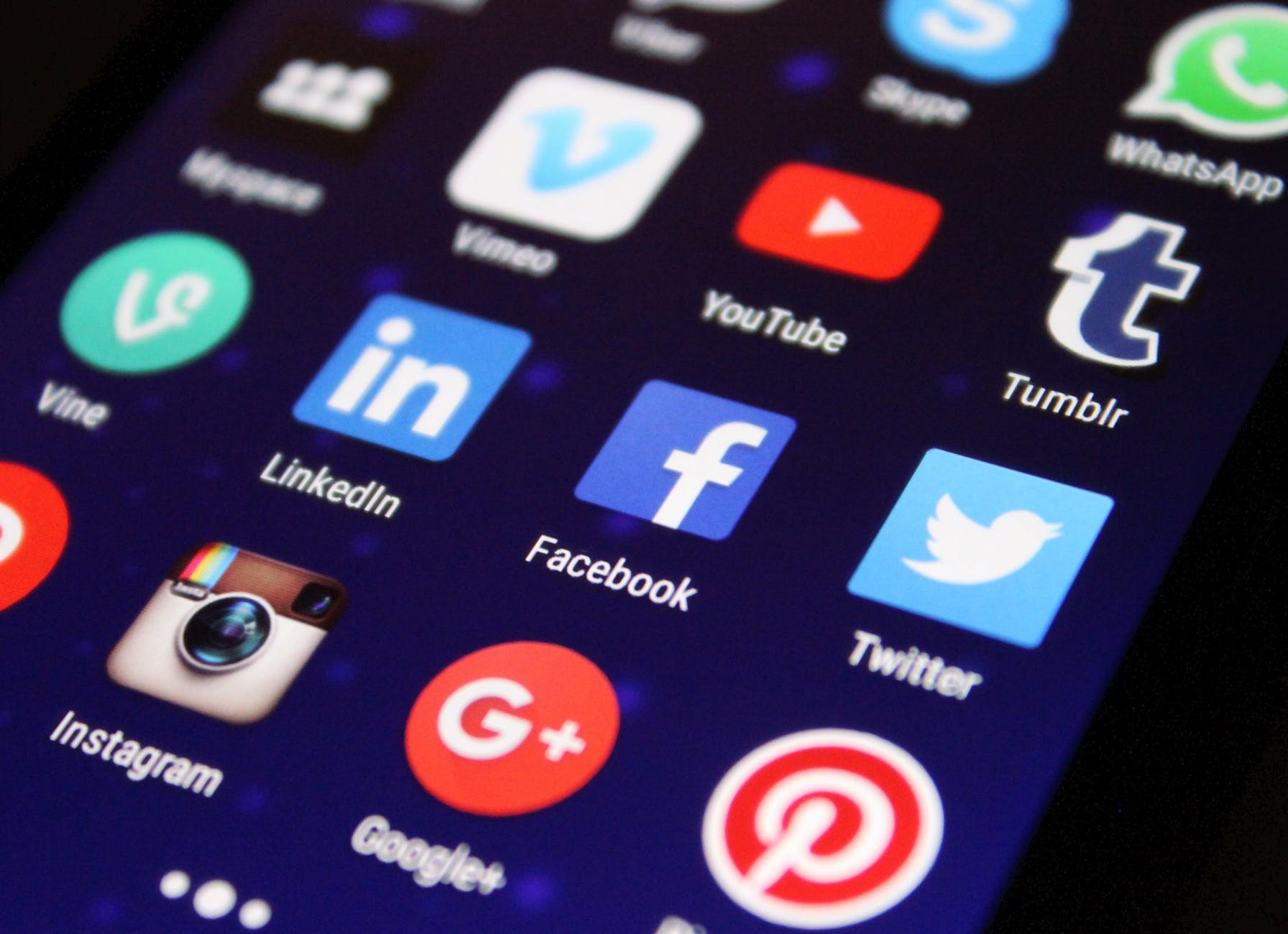 herramienta de social listening para las agencias