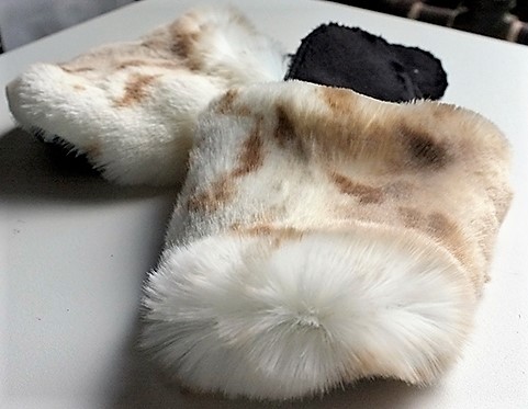 fake sheepskin slippers