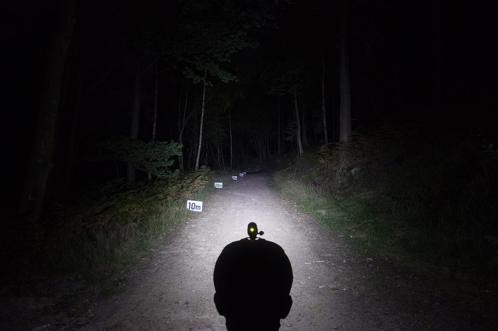 La profondità dell'illuminazione è importante nella scelta delle luci per bici luci per bici