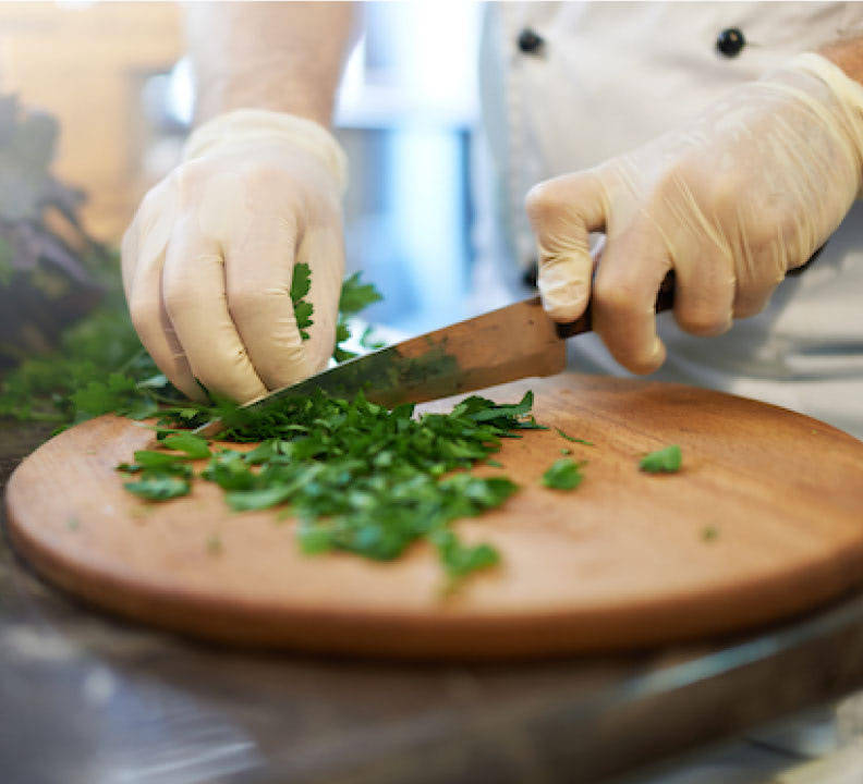 24 Restaurant Safety Tips for Pizza Makers