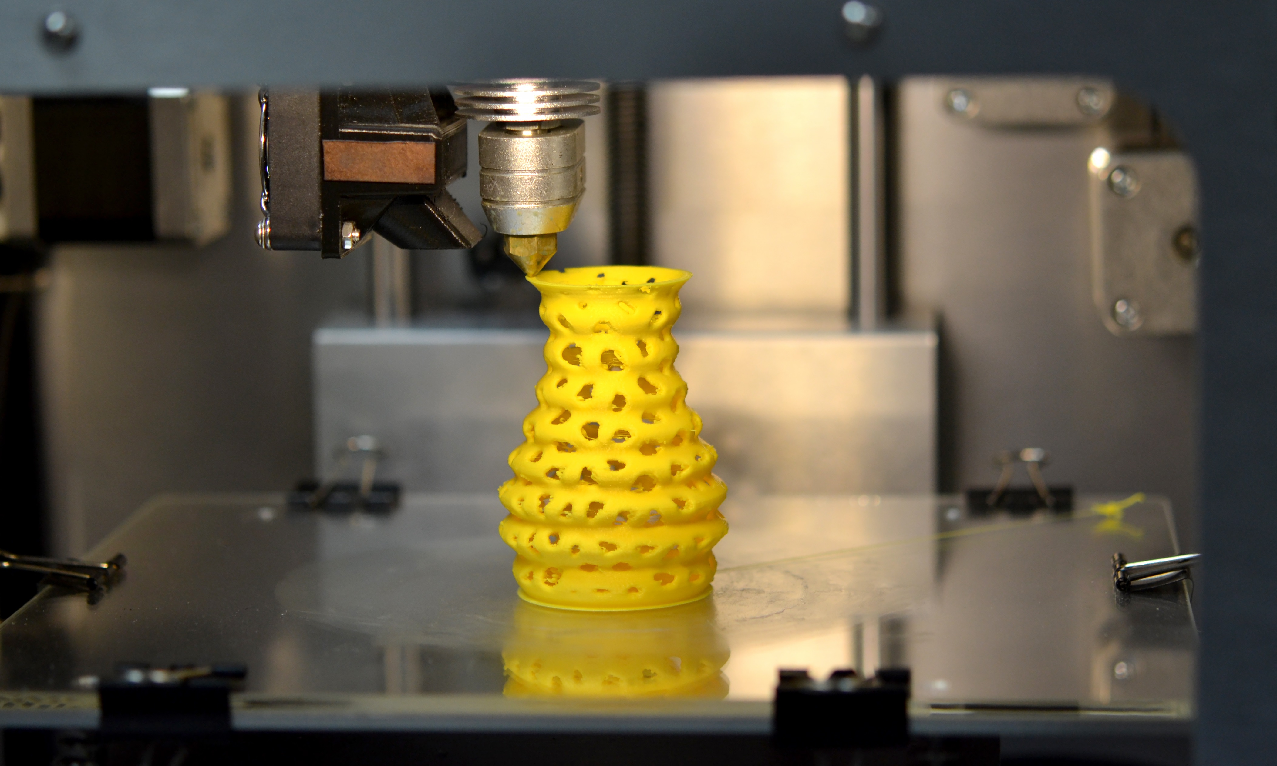 Additive manufacturing for innovative design and production of a 3D plastic figure